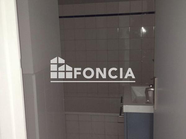 Location Appartement 3 pièces 59.6 m² - 8. 10. 12. RUE LESAGE Valence 26000