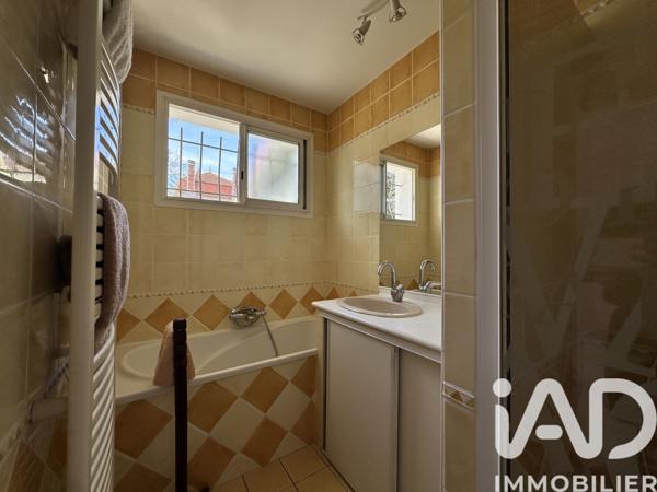 Maison à vendre 5 pièces 111 m² Villeneuve-sur-Lot