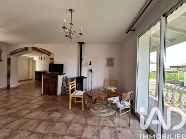 Maison à vendre 5 pièces 111 m² Villeneuve-sur-Lot