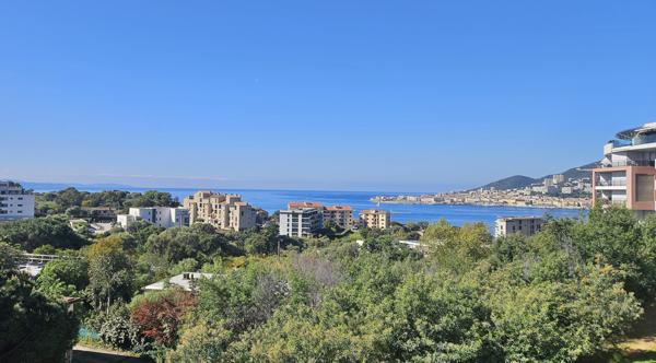 AJACCIO Aspretto Superbe T3 récent vue mer Ajaccio (20090)