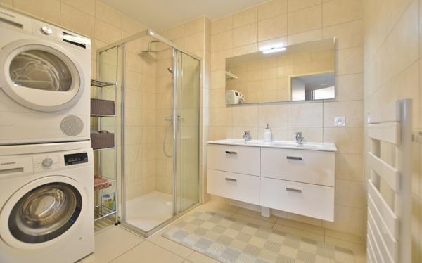 AJACCIO Aspretto Superbe T3 récent vue mer Ajaccio (20090)