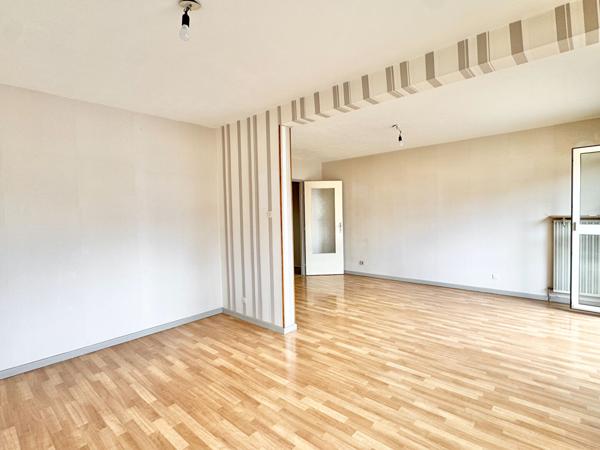 Spacieux T4 avec son garage, ses balcons, son jardin et sa cave