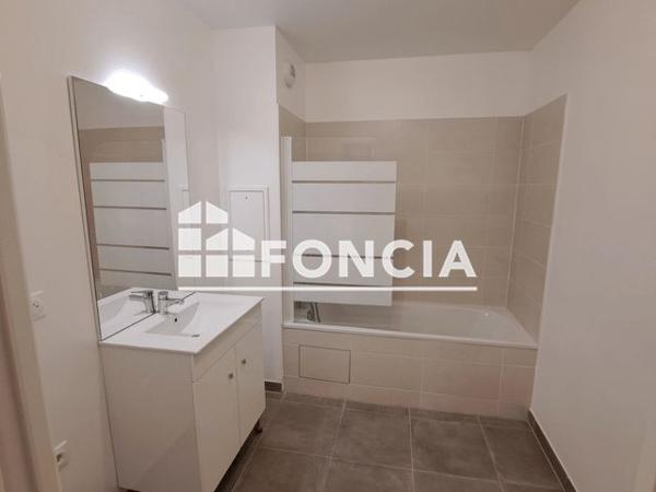 Location Appartement 3 pièces 63.4 m² - RUE SIMONE VEIL Gargenville 78440