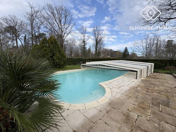 Maison à vendre 8 pièces de 230 m²