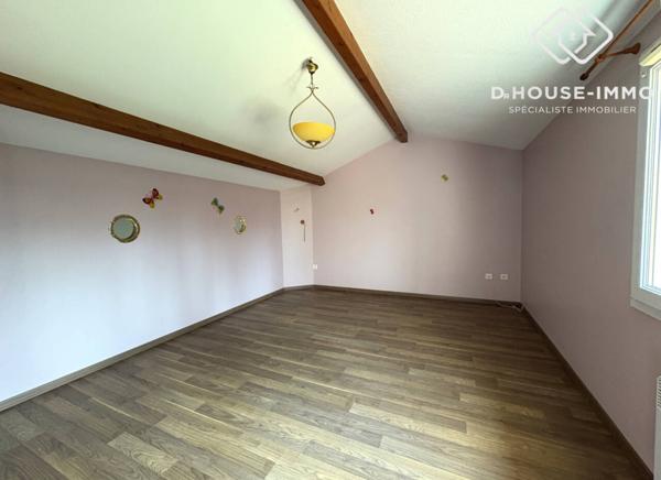Maison à vendre 8 pièces de 230 m²