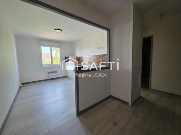 Appartement type F2 avec balcon, garage, cave et grenier