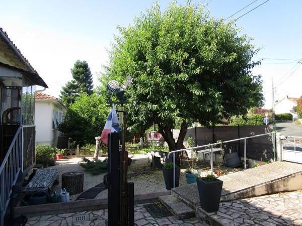 Vente de la nue-propriété d'une jolie maison à CIVRAY (86)