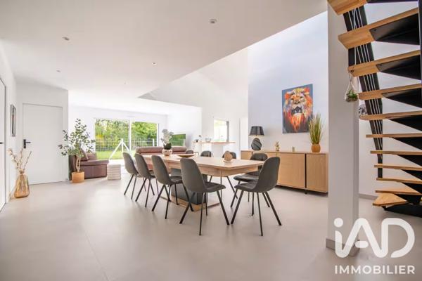 Maison à vendre 7 pièces 160 m² Cholet