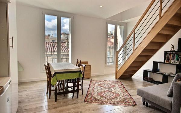Appartement à louer    2 pièces •  Marseille 1