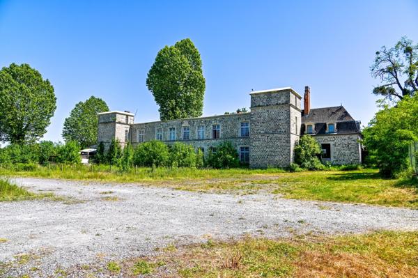 COUCY-LÈS-EPPES – CHÂTEAU ET ANCIEN COMPLEXE ÉVÉNEMENTIEL SUR 18 352 M²