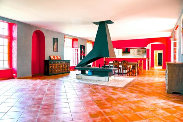 COUCY-LÈS-EPPES – CHÂTEAU ET ANCIEN COMPLEXE ÉVÉNEMENTIEL SUR 18 352 M²