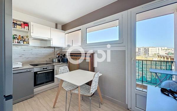 Appartement à vendre    3 pièces • 75,01 m2 Annemasse