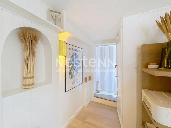 Maison entièrement rénovée 4 pièces de 103.73 m² avec jardin style colonial Narbonne