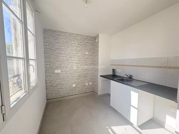 Vente                                                      Appartement
                        
                     2 pièces                      45 m2                     à Serris