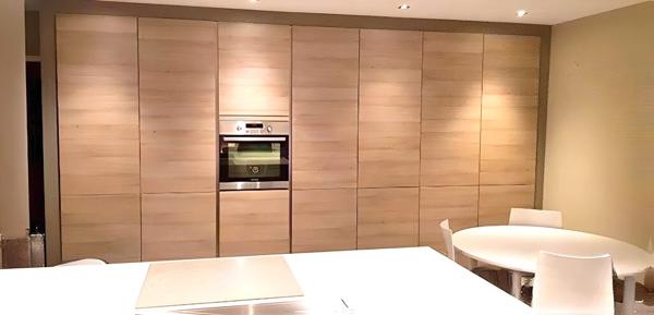 Superbe appartement T3 de 90 m2 dernier étage avec terrasse sud ouest de 35 m2.