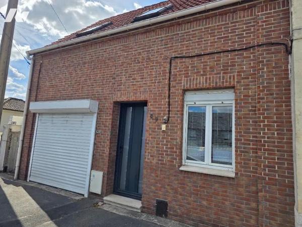 Maison de ville à proximité du centre-ville