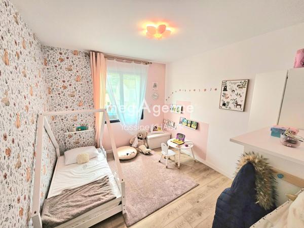 Maison à SAINT-CHRISTOPHE-DU-BOIS, 49280 - 6 pièces 185m²