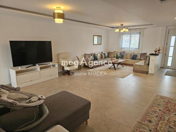 Maison à SAINT-CHRISTOPHE-DU-BOIS, 49280 - 6 pièces 185m²