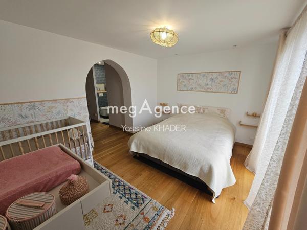 Maison à SAINT-CHRISTOPHE-DU-BOIS, 49280 - 6 pièces 185m²