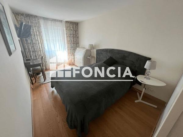 Location Appartement meublé 4 pièces 96.89 m² - 96 RUE CHEVALIER Bordeaux 33000