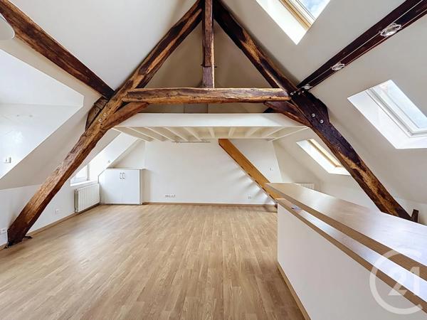 Appartement F1 à vendre  1 pièce - 33,39 m 2   FONTAINEBLEAU  - 77