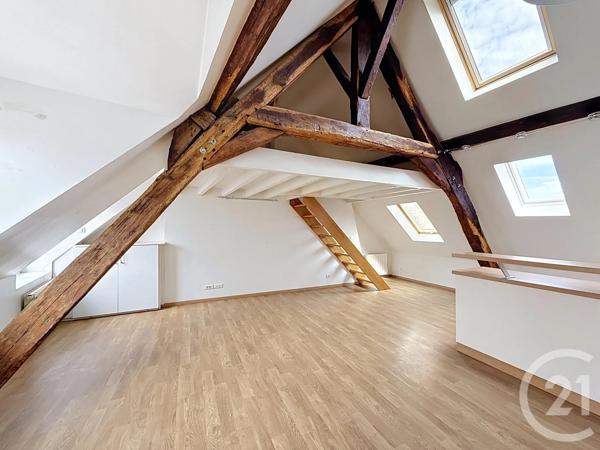 Appartement F1 à vendre  1 pièce - 33,39 m 2   FONTAINEBLEAU  - 77