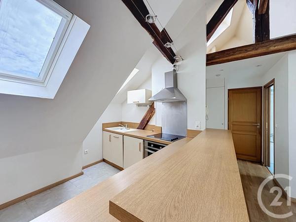 Appartement F1 à vendre  1 pièce - 33,39 m 2   FONTAINEBLEAU  - 77