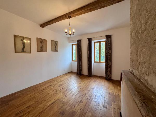 Maison 6 pièces 257 m2