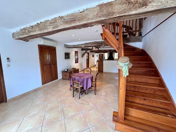 Maison 6 pièces 257 m2