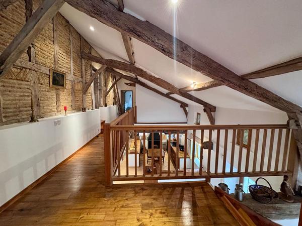Maison 6 pièces 257 m2