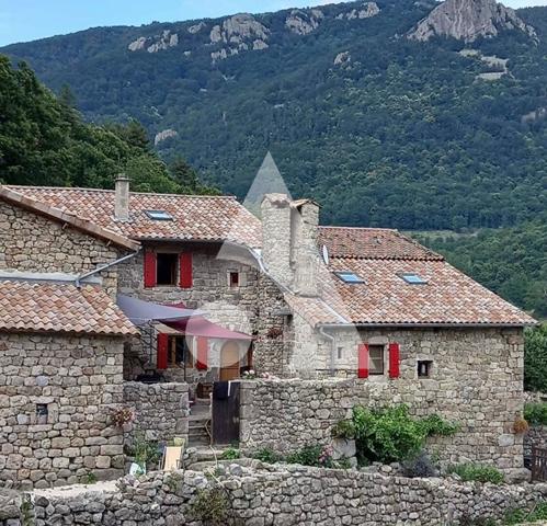 Maison 6 pièces 205 m2