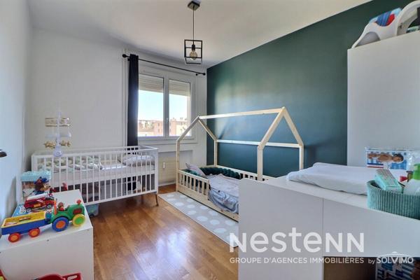 Saint Priest Village, appartement 3 pièces, 84m2, Balcon, Cave, Stationnement.