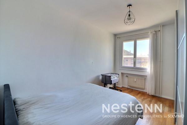 Saint Priest Village, appartement 3 pièces, 84m2, Balcon, Cave, Stationnement.