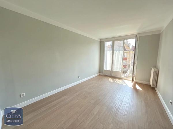 Appartement à louer 3 pièces 57.8m² Beauvais (60000)