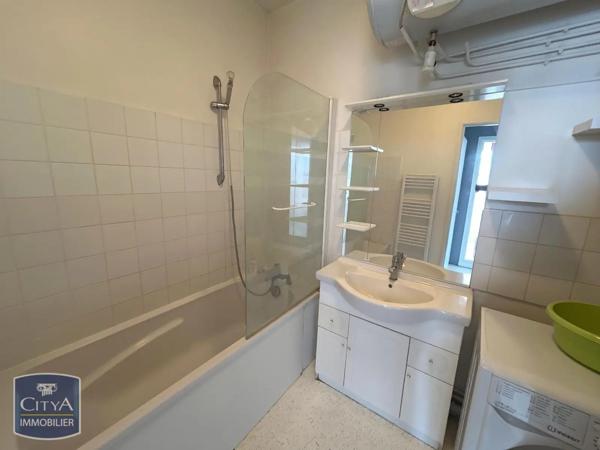 Appartement à louer 3 pièces 57.8m² Beauvais (60000)