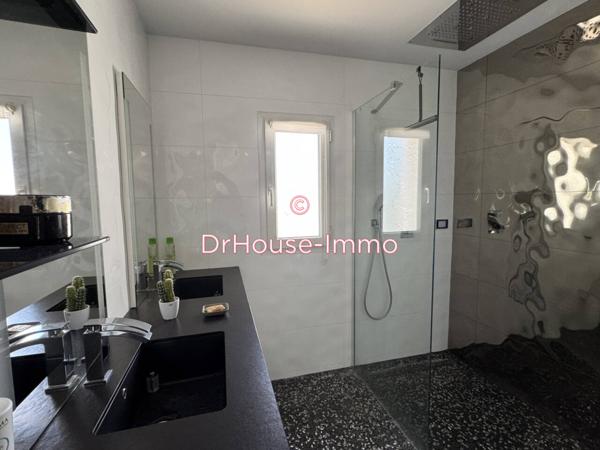 Maison à vendre 6 pièces de 183 m²