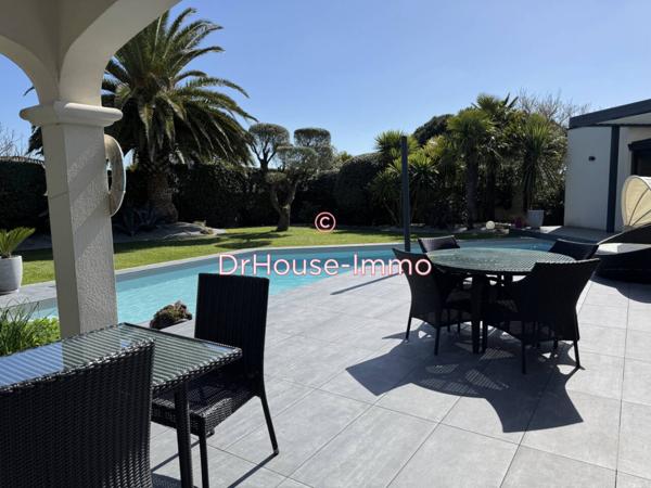 Maison à vendre 6 pièces de 183 m²