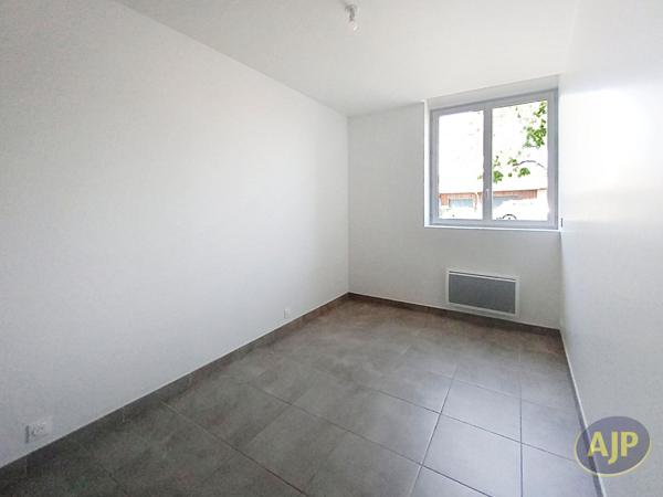 Vente appartement Lesparre Medoc : 134 200 € - AJP Lesparre Immobilier