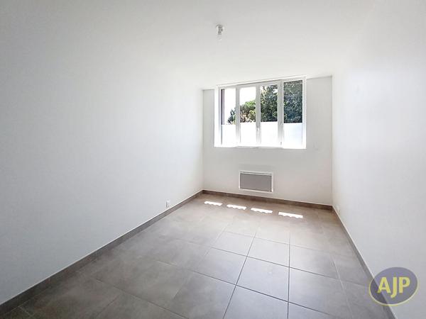 Vente appartement Lesparre Medoc : 134 200 € - AJP Lesparre Immobilier