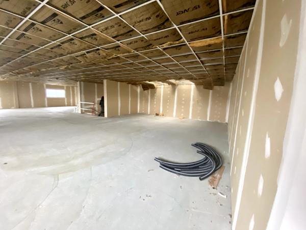 Bureaux Locaux d'activité ESTILLAC 417 m2