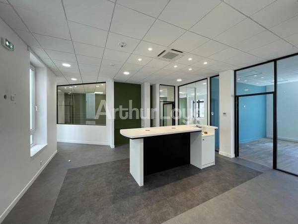 Bureaux modernes et lumineux à louer à Lille Centre - 250 m² au coeur d'un secteur dynamique et accessible