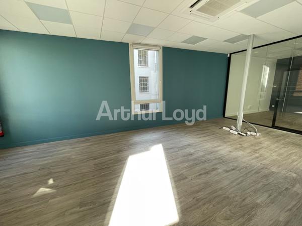 Bureaux modernes et lumineux à louer à Lille Centre - 250 m² au coeur d'un secteur dynamique et accessible
