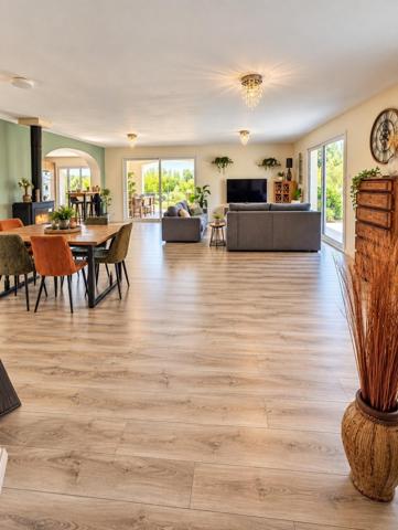MAISON CONTEMPORAINE DE 145 M² SUR UN TERRAIN DE 1 921 M² – LÉDAT (47)