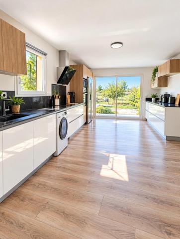 MAISON CONTEMPORAINE DE 145 M² SUR UN TERRAIN DE 1 921 M² – LÉDAT (47)