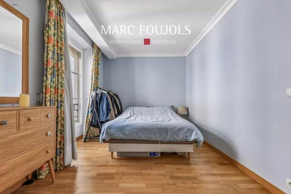 Paris 1er Rivoli / Les Halles : appartement traversant de 100 m² avec balcon