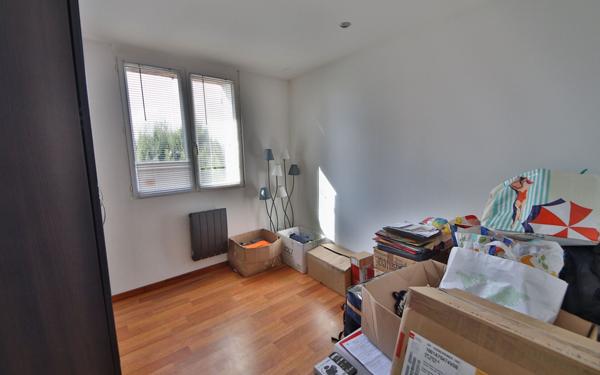 Immeuble à vendre    10 pièces •  Viels-Maisons