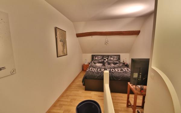 Immeuble à vendre    10 pièces •  Viels-Maisons