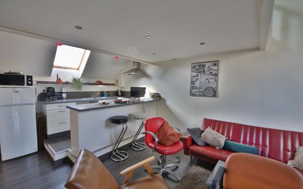 Immeuble à vendre    10 pièces •  Viels-Maisons