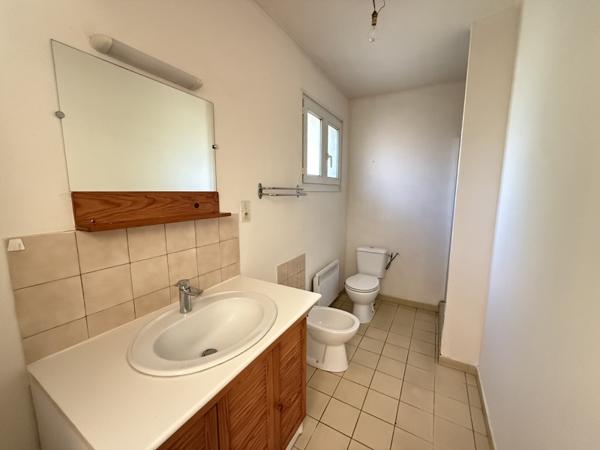 Maison à louer 670 € CC Labastide-St-Pierre 2 p 40 m² DPE D