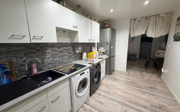 Immeuble à vendre    15 pièces • 280 m2 Saint-Dié-des-Vosges